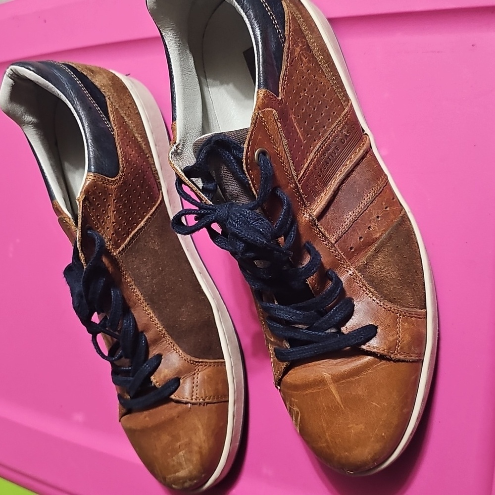 Bull Boxer Men's Brown Leather Sneakers with Navy Laces - Picture 3 of 4